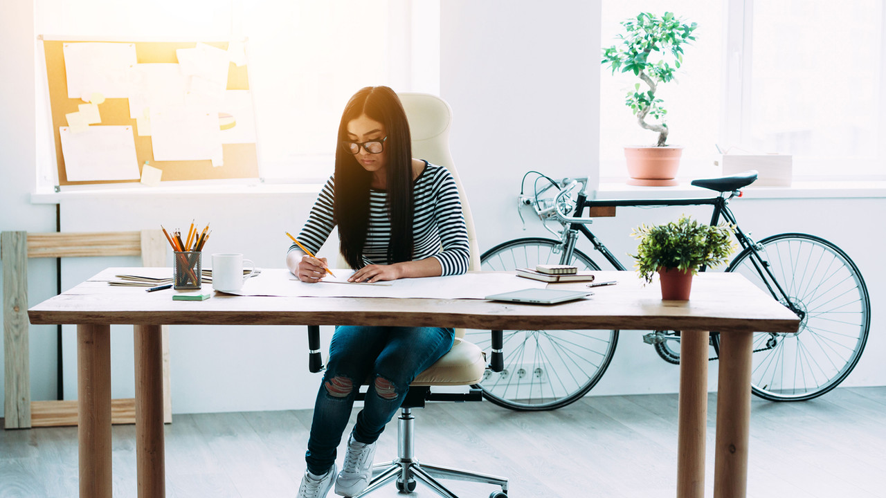6 Rules for Starting and Running a Fully  Booked Copywriting Business